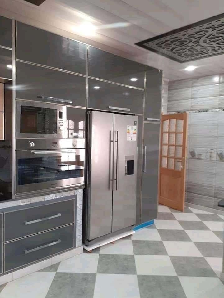 fabrication et instalation des cuisines en aluminium